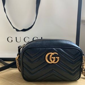 GG marmont metelessé mini bag